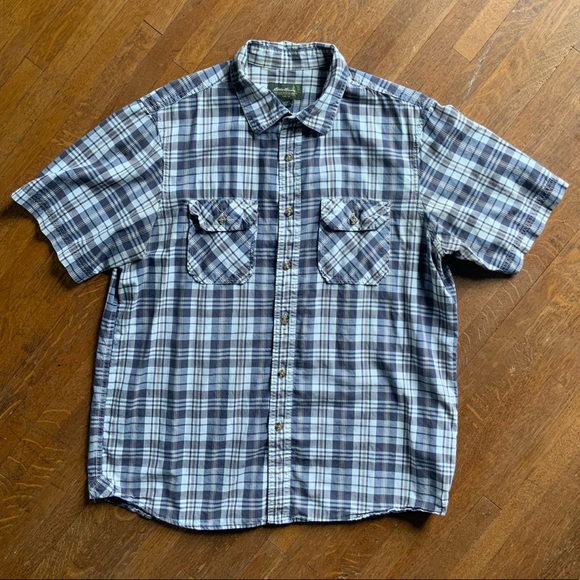 🎉Plaid Button Up Shirt - Picture 2 of 9